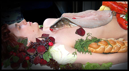 ung man ikldd fisk, brdflta och hummer