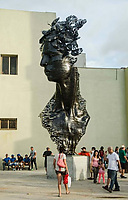 Jätteskultpturen Våren av Rafael M. San Juan