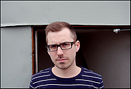 Porträttbild: Daniel Poohl i randig tröja